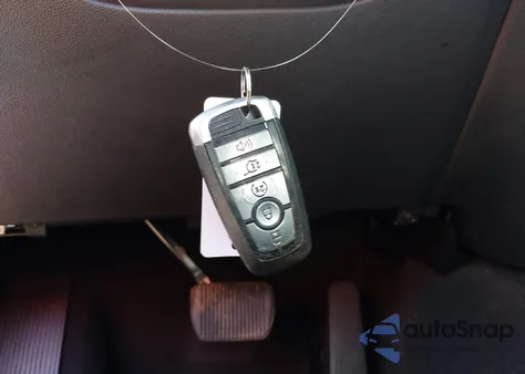 2022 Ford Explorer Xlt z USA, uszkodzony, nr VIN 1FMSK8DH4NGC08460